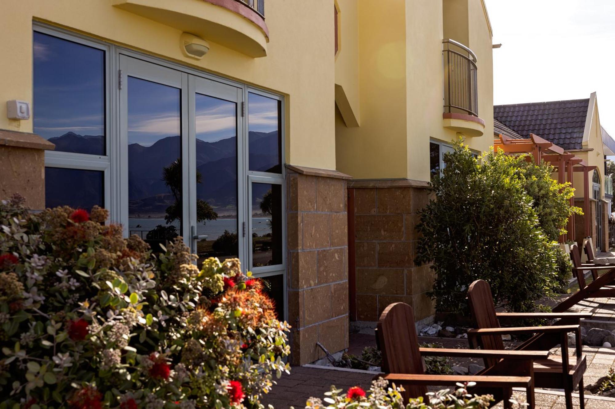 The Anchor Inn Beachfront Motel Kaikoura Exterior foto